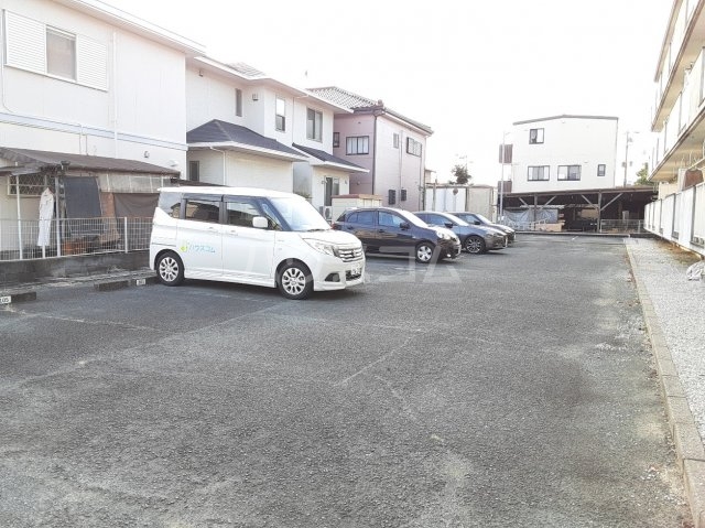 3/4 駐車場