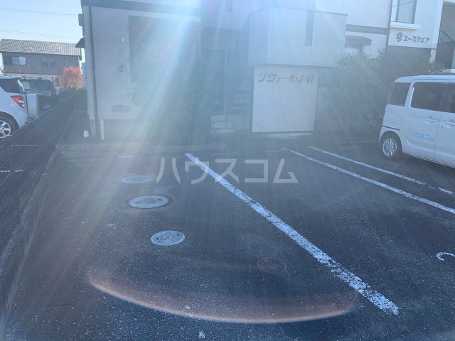 21/30 駐車場