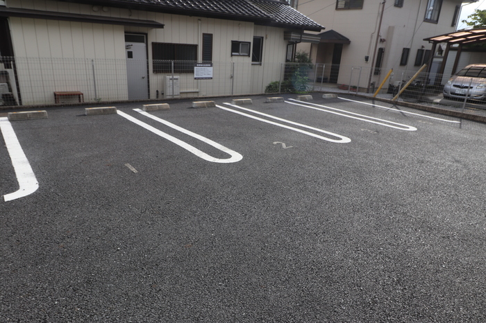 18/19 駐車場