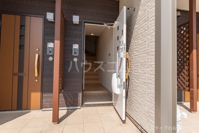 15/25 エントランス