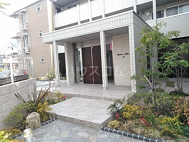 29/30 エントランス