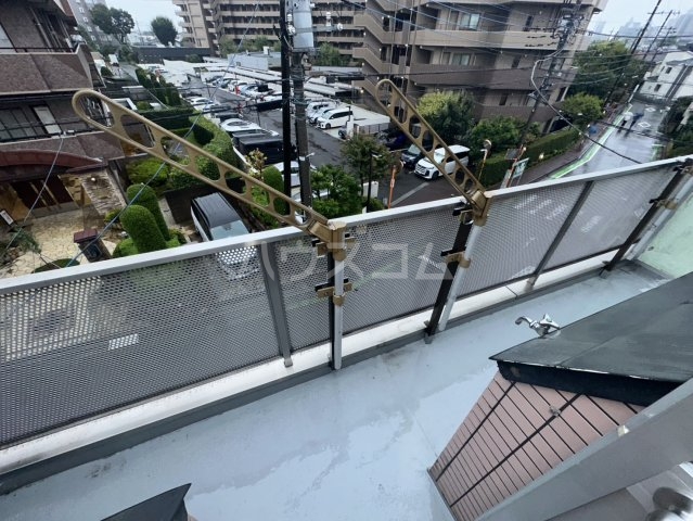 23/30 バルコニー