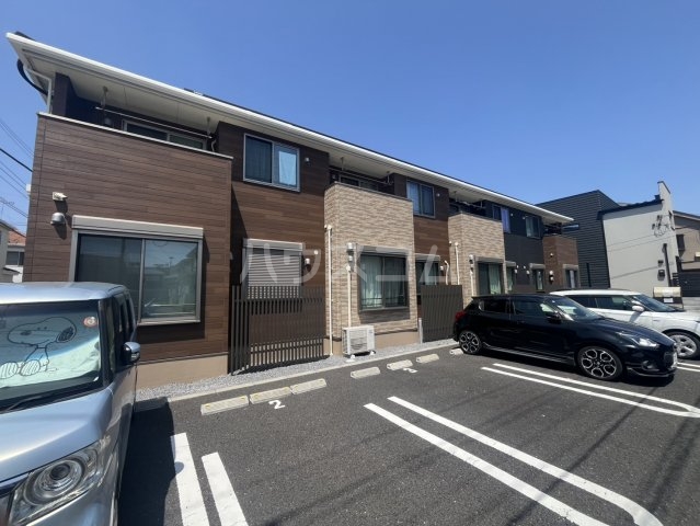 27/30 駐車場