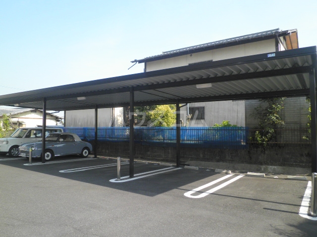 22/29 駐車場