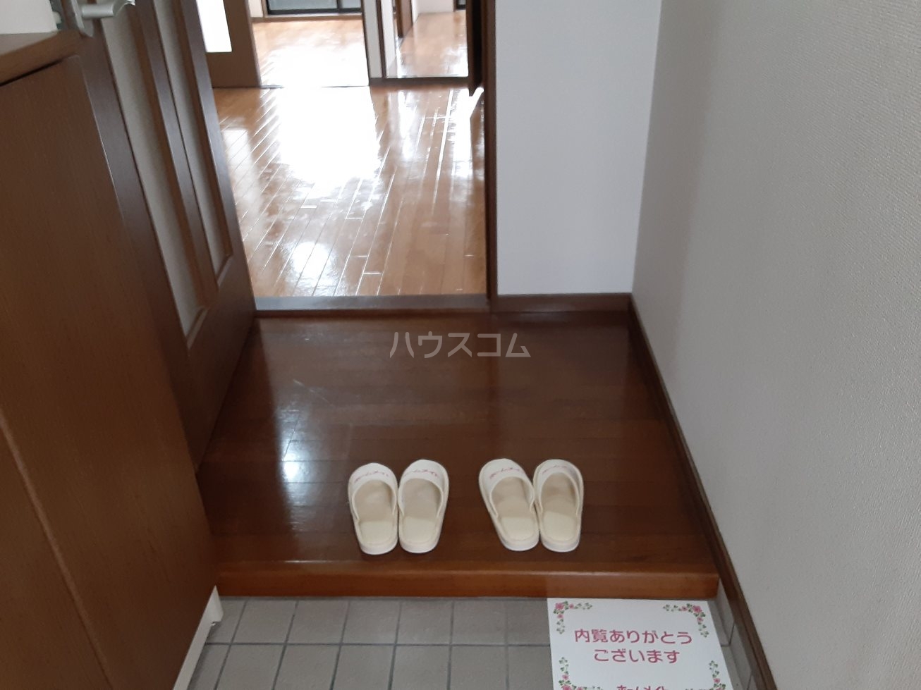 14/30 玄関