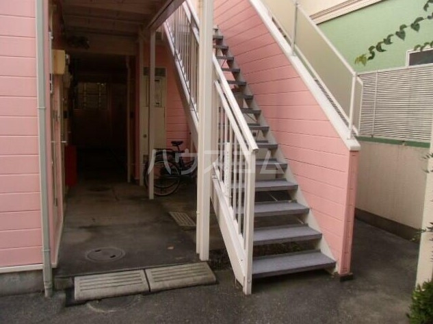 18/20 エントランス