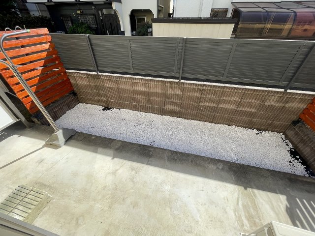 19/30 バルコニー