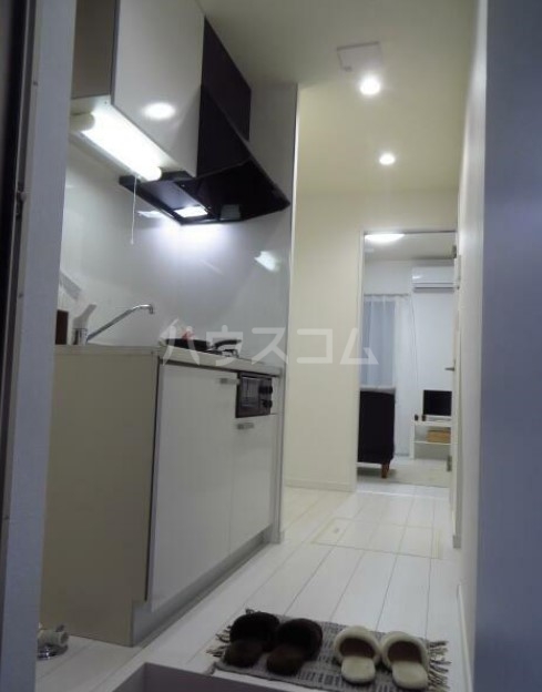 18/26 エントランス