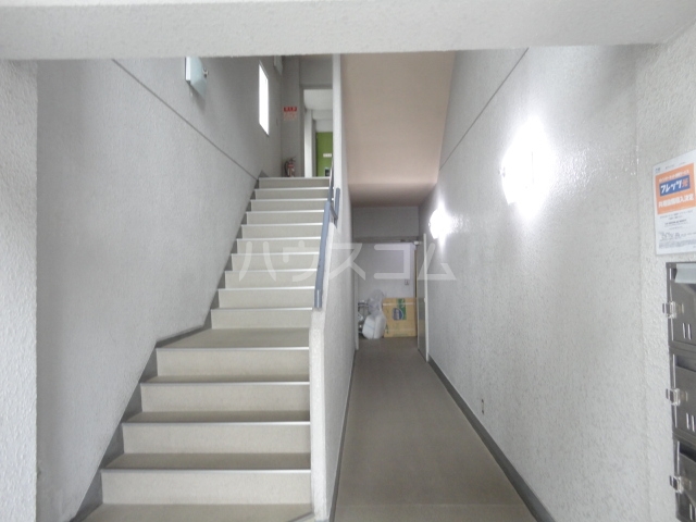 15/20 エントランス