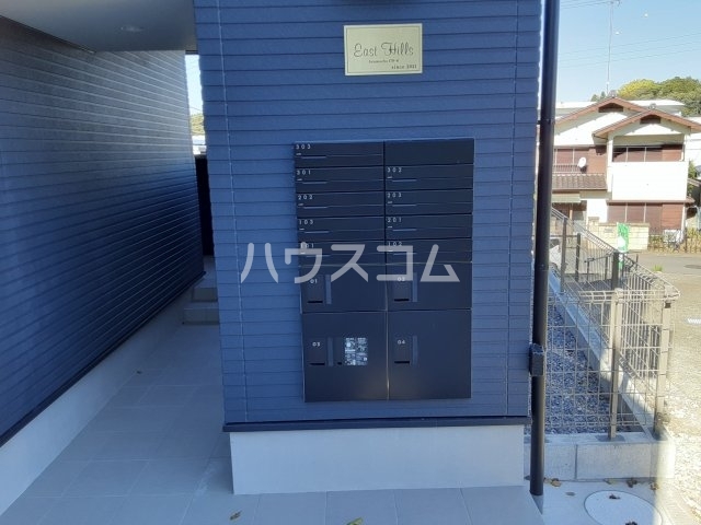 23/28 エントランス