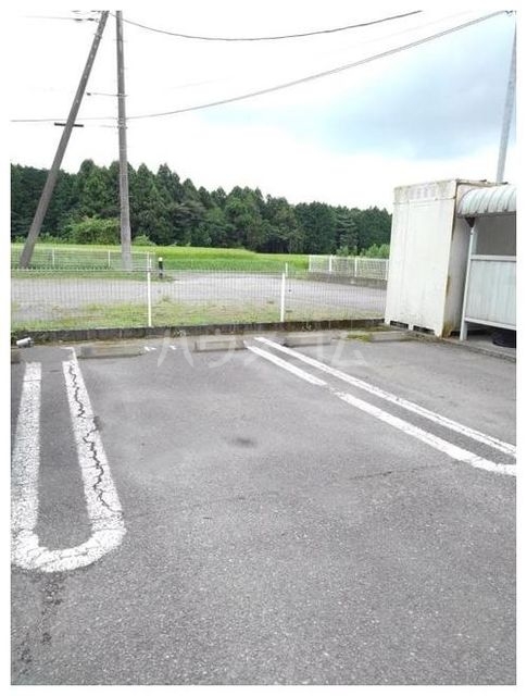 14/20 駐車場