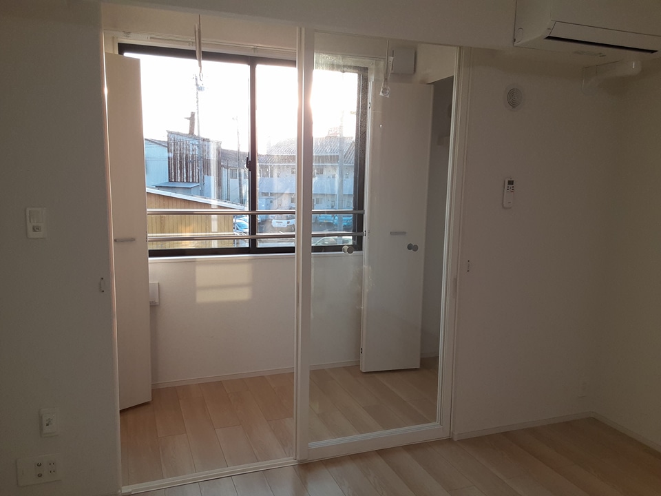 25/30 バルコニー