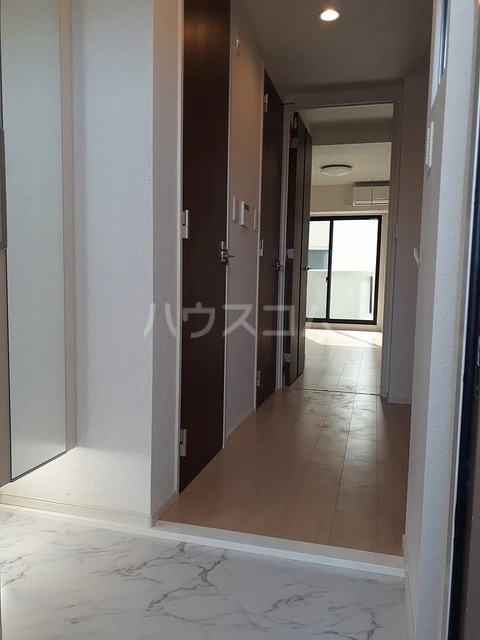 7/24 玄関