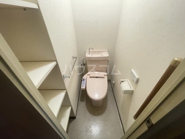 21/30 トイレ