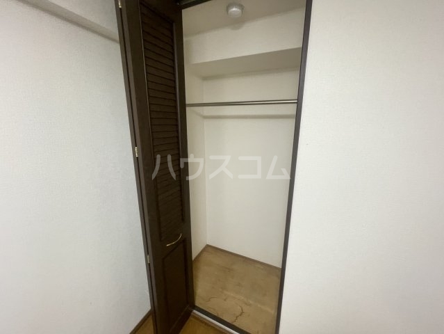 13/30 収納