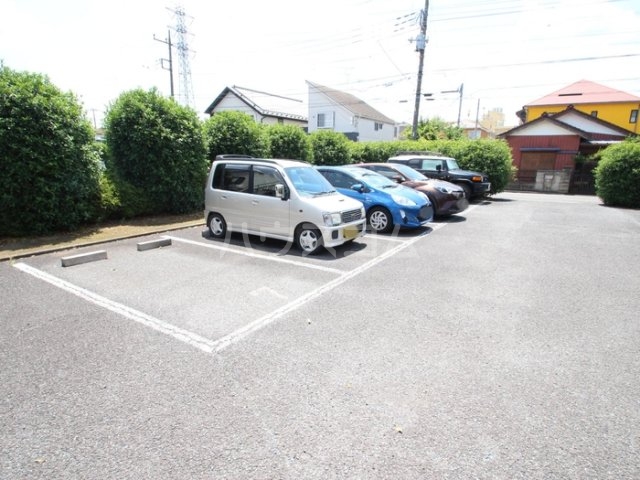 2/4 駐車場