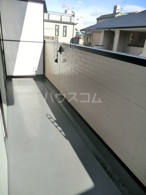 21/25 バルコニー