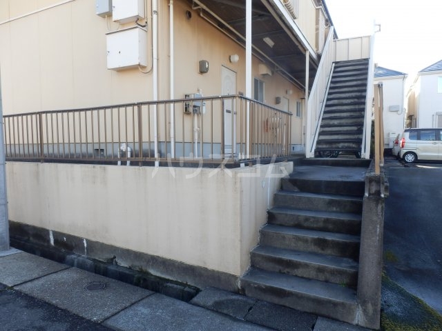 18/29 エントランス