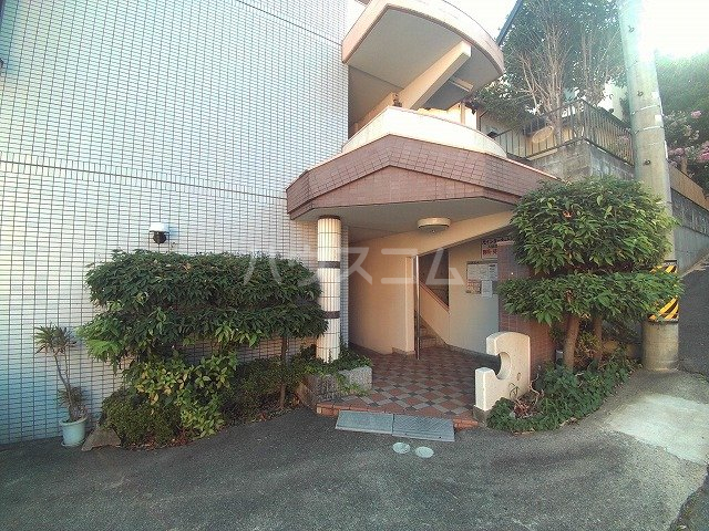 2/10 エントランス