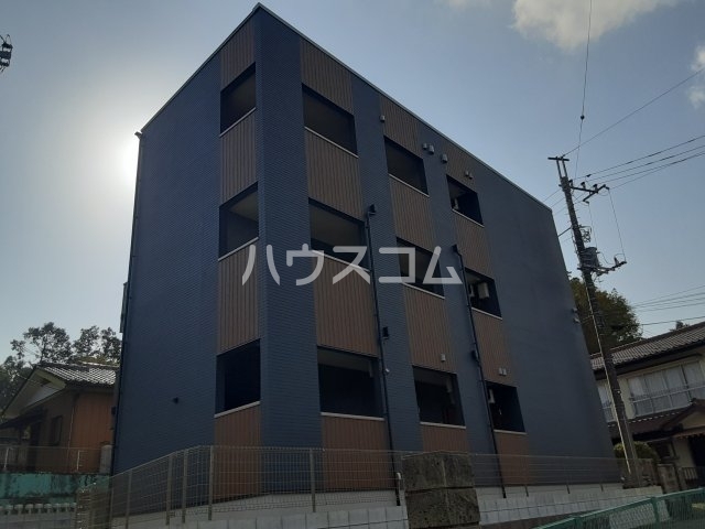 East　Hills外観写真