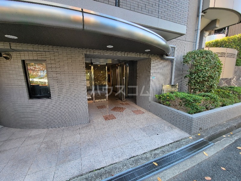 2/8 エントランス