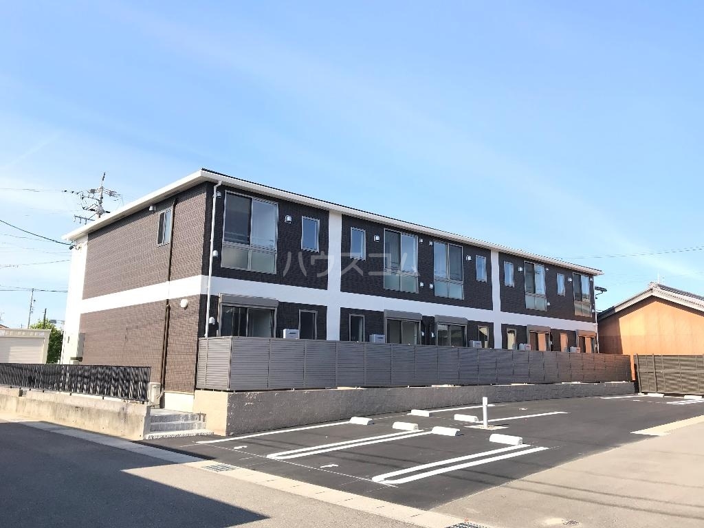 23/30 駐車場