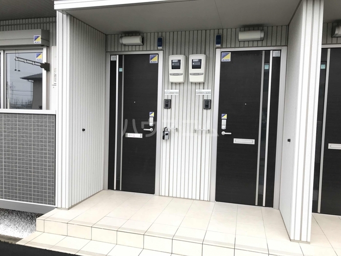 17/23 エントランス