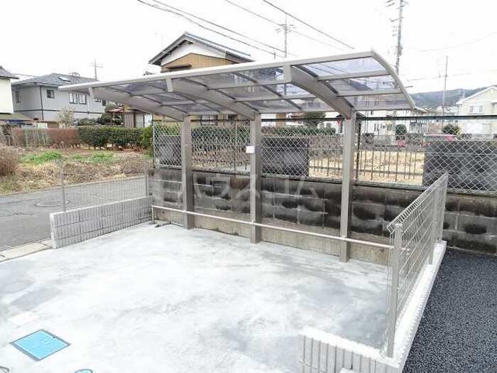 16/18 駐車場