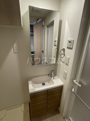 13/30 洗面