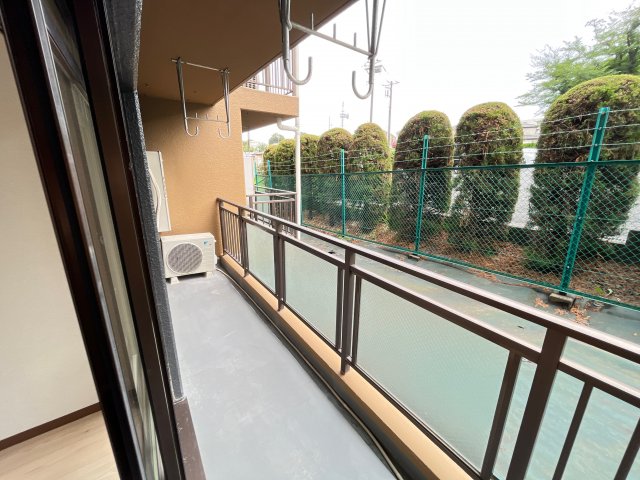 21/30 バルコニー