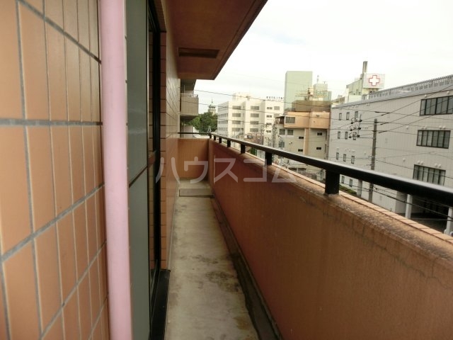 13/30 バルコニー