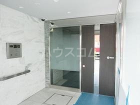21/23 エントランス