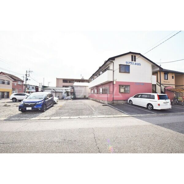 14/22 駐車場