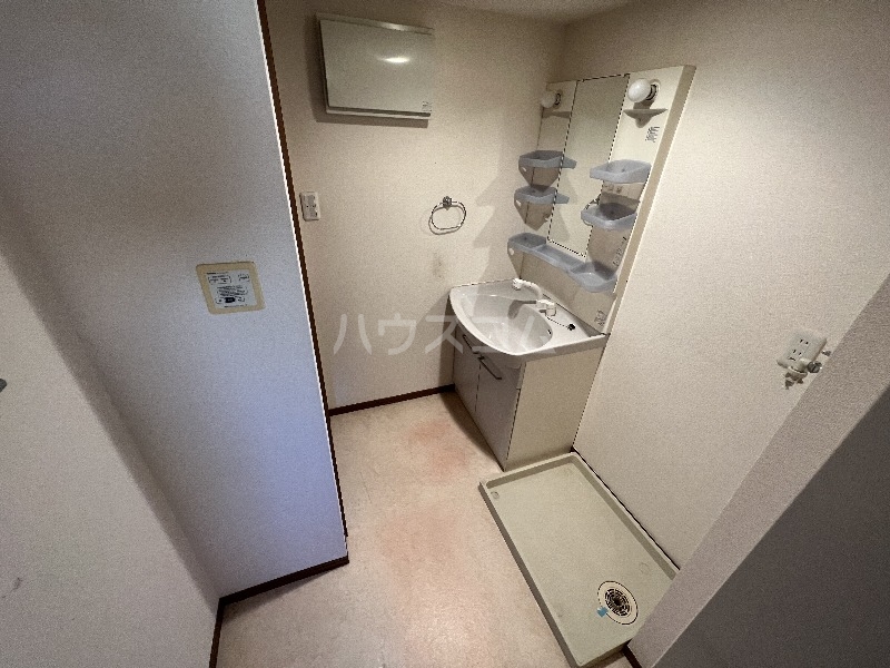 13/30 玄関