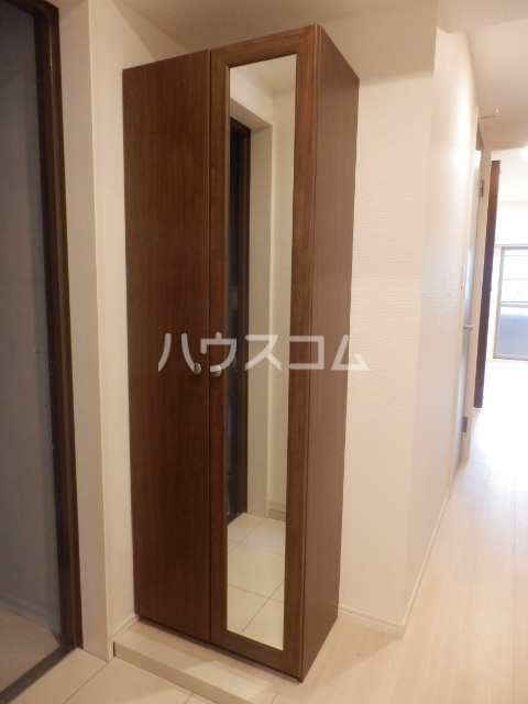 13/30 玄関