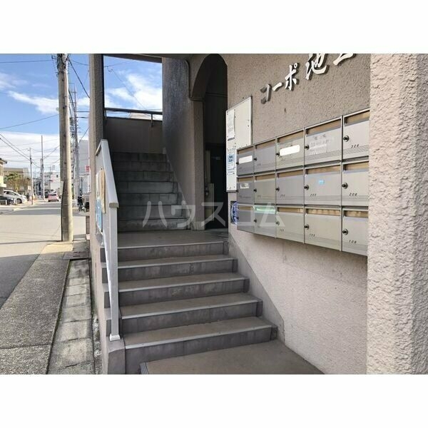 16/24 エントランス