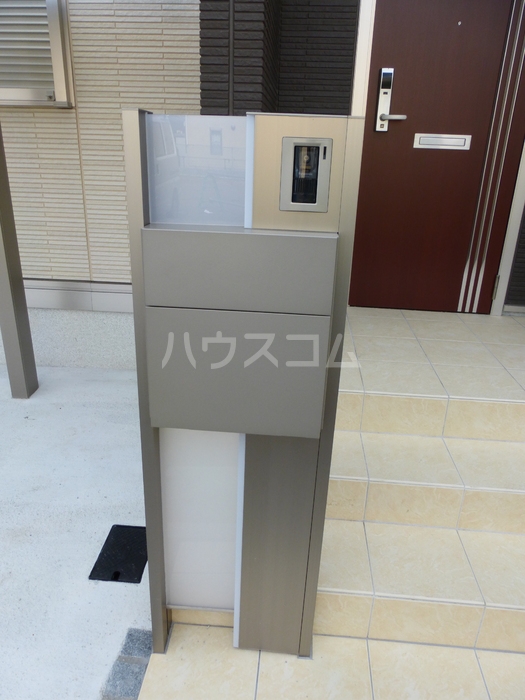 16/26 エントランス