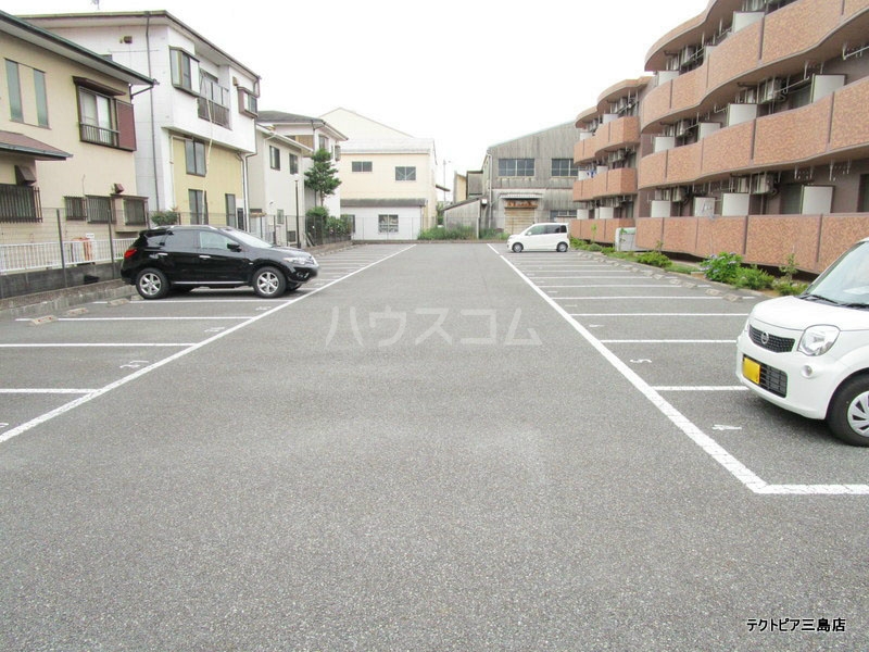 3/6 駐車場