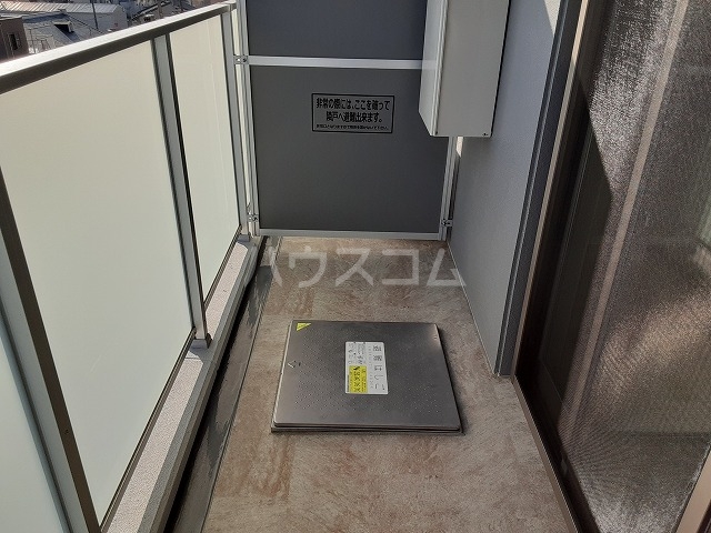 17/30 バルコニー