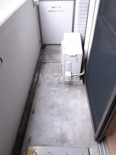 13/27 バルコニー