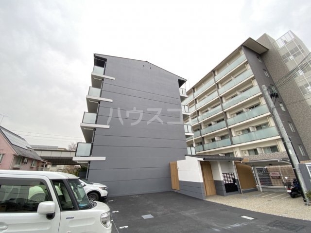 2/30 外観