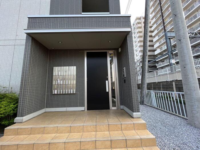 19/22 エントランス