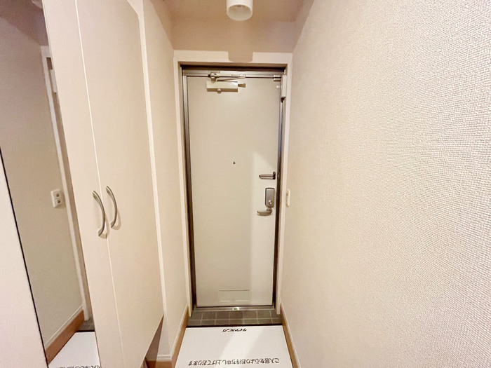 6/22 玄関