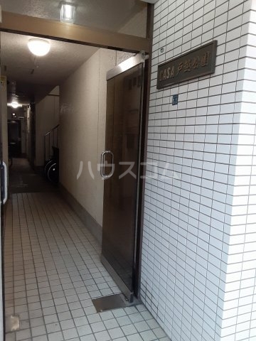 3/4 エントランス