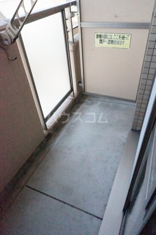 23/30 バルコニー