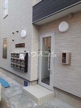 25/28 エントランス