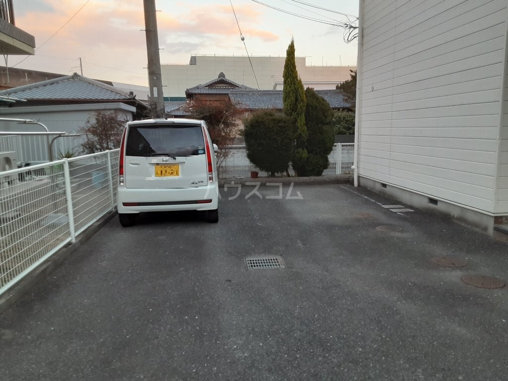 3/4 駐車場