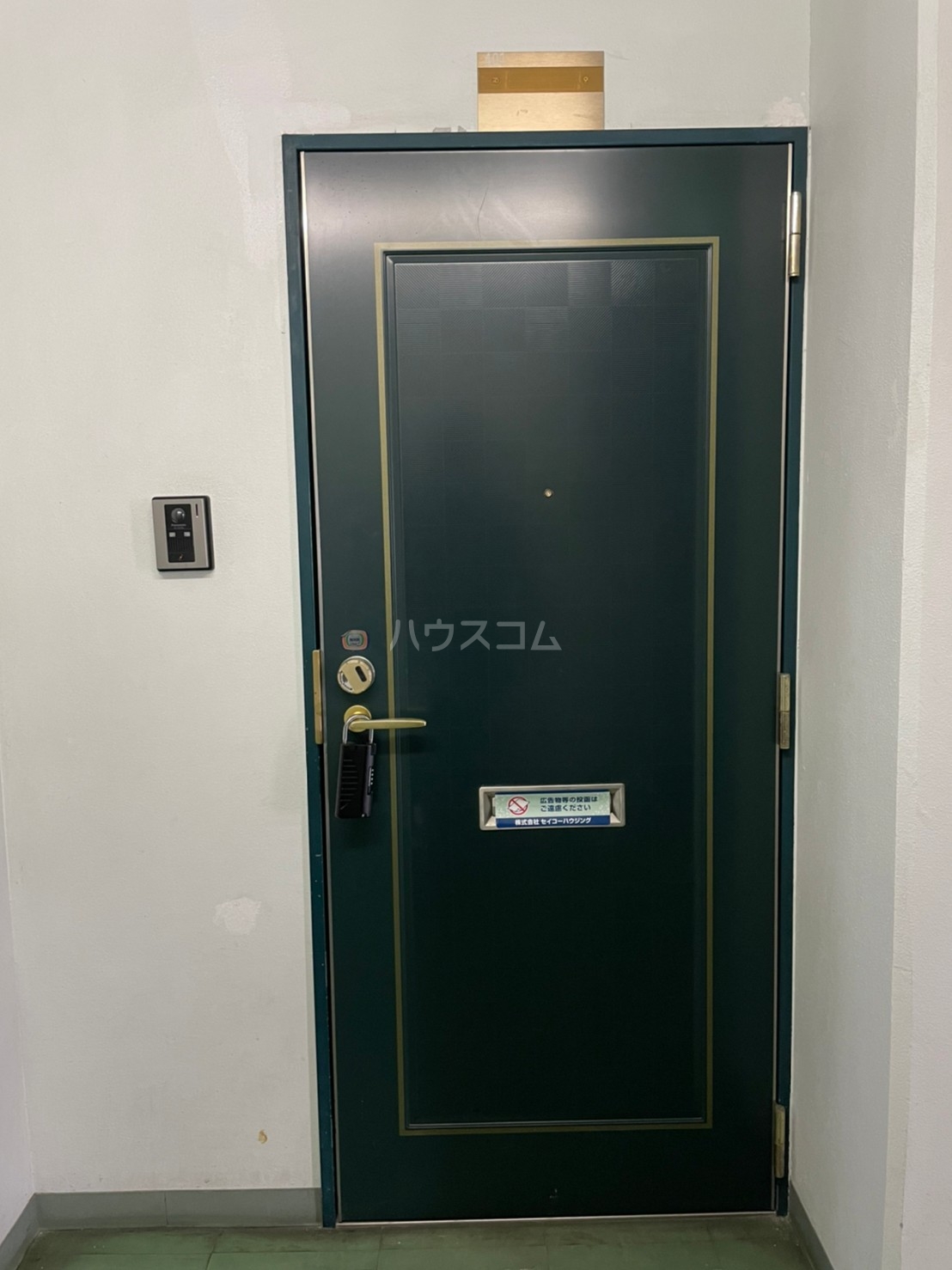 22/22 エントランス