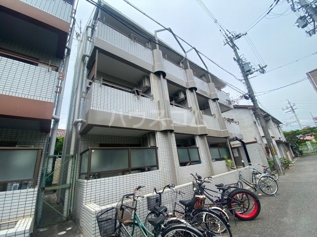 2/30 外観