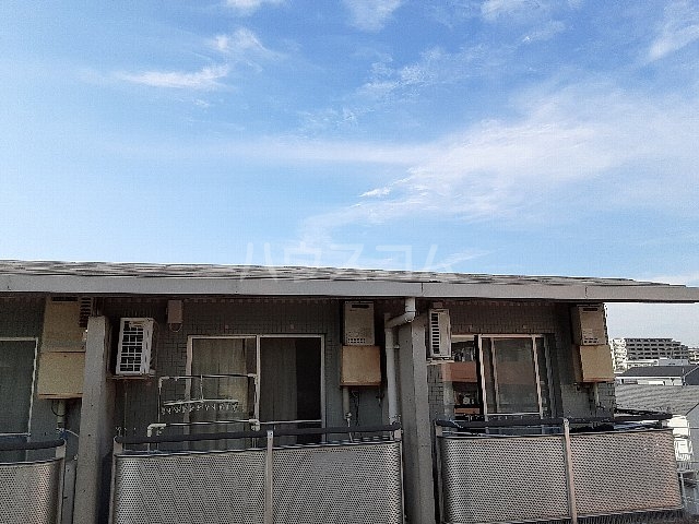 17/20 エントランス